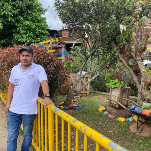 Carlos Buritica | 4 Bits Radio
